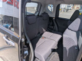 「買った後の車検や修理、どこに頼もう?」という悩みを一発解決!国が認めた自社指定工場があるから、購入後のメンテナンスまでワンストップで頼めます。車に詳しくない方でも安心して相談できるお店です。