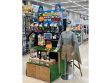 ジェームスの用品売り場と隣接しておりますので、そのままカー用品、グッズなどの購入が可能です!納車後にそのまま取付も可能なので、便利ですね!