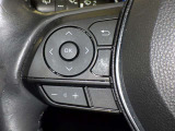 ステアリングスイッチ装備!運転しながら手元でオーディオの操作などができます。