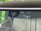 【シティブレーキアクティブシステム】低速走行中に前方の車両等を認識し、衝突しそうな時は警報とブレーキで衝突回避と被害軽減をアシスト。より安全にドライブをお楽しみいただけます。