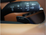 【ステアリングシフトスイッチ】ハンドルから手を離さずに素早くシフトアップ&ダウンができます。お近くの広島マツダまでお越しください。