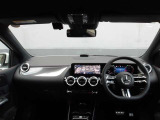 メルセデス・ベンツ正規ディーラー 株式会社シュテルン墨田のお車をご覧頂きありがとうございます。川口店・墨田店の2支店の中からお客様のご希望にあった1台をご案内させて頂きます。