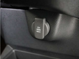 ◆12V電源ソケット◆スマートフォンの充電等にも便利な電源ソケット!使いやすい場所に装備されています。