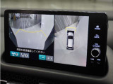 ◆マルチビューカメラシステム◆運転席から見づらい前後左右を、ナビ画面の映像で確認。見通しの悪い交差点や狭い道でのすれ違い、駐車などをサポートします。