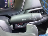 【オートライト(AUTO)】外の明るさをシステムが感知して、自動でヘッドライトが点灯します!ヘッドライトをつけ忘れを防ぐ便利機能です
