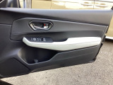 運転席ドア 収納ポケット