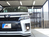 新品シルクブレイズフロントエアロ!新品車高調!新品19インチアルミホイール!新品タイヤ!ドアプロテクター!モデリスタバックドアスムージングパネル!ドアバイザー!リアスポイラー!両側パワースライドドア!