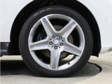 ■タイヤ265/45R20