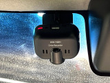 【ドライブレコーダー】ドライブレコーダー装備!走行中はもちろん、あおり運転や事故に遭遇した際、映像で記録し、万一のリスクに備えます。※記録用SDカードはお客様ご自身でご準備いただく必要があります。