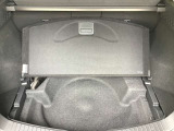 トランクスペースです☆いろいろな使用方法がありますね!シートを倒すと大きな荷物や長い荷物などたくさん積めますよ☆