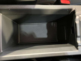 保証書、取り扱い説明書、スペアキー完備しています。