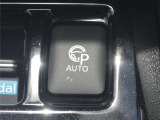 プロパイロットパーキング。駐車スペースへの車庫入れをアシストしてくれる便利な先進機能。