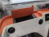 サービス工場完備。車検・メンテもお任せください!
