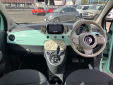 イタリア車ならではの美しさ、走りへのこだわりを感じるインテリアデザイン!