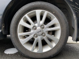 当店のお車をご覧いただきましてありがとうございます。お車についてのご質問やお見積りのご依頼、ご購入にあたってのご相談などは無料電話(0078-6002-312860)にお気軽にお問い合わせ下さい!