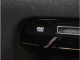 【DVD】DVD再生可能です。お好きな映画、ドラマ、アニメを車内でお楽しみください。