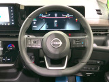 【純正革巻きステアリング】上質な革を使用することで、手にしっかり馴染みとても運転しやすいハンドルです♪