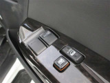 運転席から操作可能なパワーウィンドウ!
