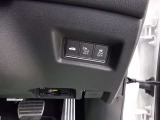 ようこそオートエムワンへ!この度は弊社在庫車輛を、ご覧頂きまして誠に有難う御座います。豊富な自社在庫からお好みのお車をお選び下さいませ。