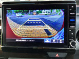バックカメラ付きで駐車の際も安心です。