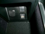 USBポート発見!