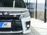 ZSキラメキ!7人乗り仕様!両側パワースライドドア!純正16インチアルミホイール!フォグランプ!メッキインナーLEDヘッドライト!LEDテールランプ!リアスポイラー!ウィンカーミラー!メッキドアミラー
