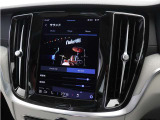 【Bowers&Wilkins】カスタマイズできる音響空間。車内で、自分だけの音響体験を。「ジャズクラブ」などお好みのシーンを選んで、まるでその場所にいるかのような臨場感を味わえます。
