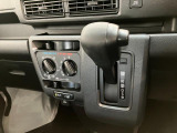 保証内容は車両によって異なりますので、お気に入りの車両が少しでも気になられましたら、お気軽に当店までお問合せくださいませ♪スタッフ一同お待ちいたしております!