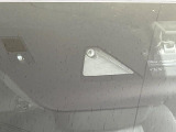 【i-ACTIVESENSE】走行中に前方の車両等を認識し、衝突しそうな時は警報とブレーキで衝突回避と被害軽減をアシスト。より安全にドライブをお楽しみいただけます。