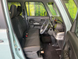 運転席シート廻りは使用感も少なく、良好な状態となっています。丁寧に使われていたことがよくわかりますね。