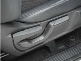◆シートハイトアジャスター◆運転席を上下に高さ調節ができます!運転ポジションを体格に合わせてシート調整できます。