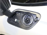 ■プラグインハイブリッドシステム ■30kWモーター ■11.8kWhリチウムイオン電池