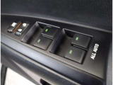 ウィンドウスイッチ操作(運転席)