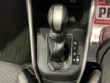 安全・安心な走行のために、納車前にダイハツのクルマを知り尽くしたエキスパートが基本性能に関わる機能や状態を徹底的に点検。消耗部品の交換など法定12ヶ月点検相当の点検・整備を実施しております。