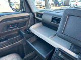 届出済未使用車を一人でも多くの方に提供できるよう専門スタッフがしっかりと説明し、相談にのらせていただきます。