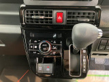 ご納車前に納車点検(法定12ヶ月点検相当)を実施し、基本性能に関わる機能や状態を徹底的に点検します。