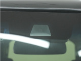 ◆Honda SENSING◆ カメラ等装置で精度の高い検知能力を発揮、安全運転を支援します。ステアリング上のコントローラーに注目!