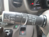 操作しやすいレバーで雨天のドライブも安心です♪