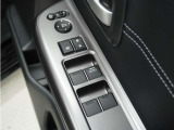 ◆パワーウィンドウスイッチ◆運転席から全席の窓の開閉操作を行うことが出来いつでも換気ができます!