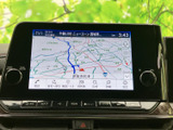 鮮明な地図表示で、スムーズなルート案内が可能です。最新の交通情報も反映され、渋滞回避にも役立ちます。
