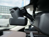 前方向にドライブレコーダー付きです。車が危険運転をしていたのかを、客観的に判断できる材料になります。