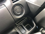 運転席側ドリンクフォルダー