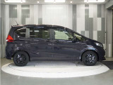 車両本体価格以外に必要な諸費用を含めたお支払総額を表示しています。車両本体価格は安いけれど諸費用が高い!!なんてことにならないよう購入に必要な金額=総額をご確認ください。