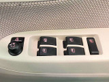 【パワーウィンドスイッチ】パワーウィンドウ付き★運転席で全部の窓を開閉することが可能!!快適にドライブをお楽しみ頂けます★