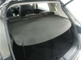◆トノカバー装備◆荷室を覆い保護してくれるカバーを装備!。プライバシー保護にも役立ちます。