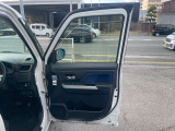 お車の状態は内外装共にとても綺麗な状態を保っておりますので私共でも自信を持ってお薦め出来る1台です!!