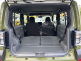 積載性が広がるシートアレンジ。倒し方や可動域、荷室の広がりが分かり、使い道を想像できます。