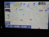目的地まで快適にナビゲート、使いやすいナビ&オーディオ搭載です。