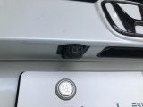 【バックカメラ】駐車時に安心のバックカメラが装備されています!