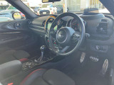 このお車はMINI NEXT浦和美園に展示中です!総在庫900台を当店でご案内可能です!ご来場、お問い合わせをスタッフ一同お待ちしております。